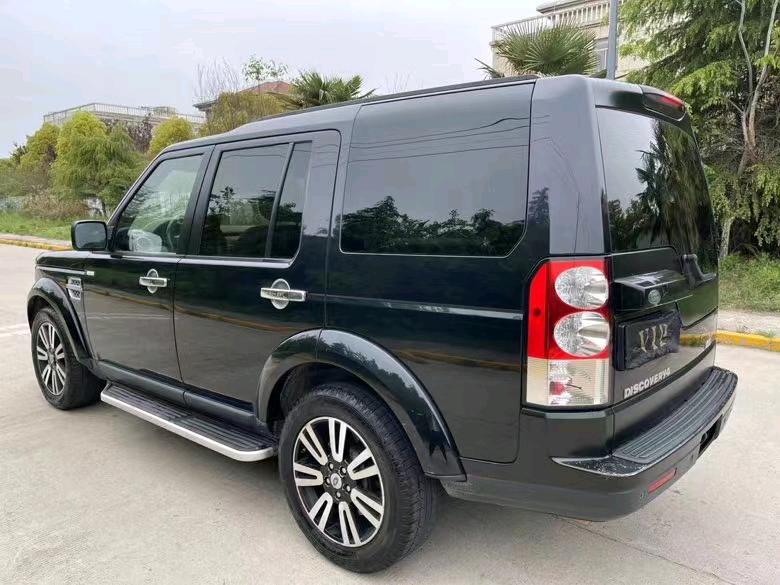 盐城11年路虎发现8