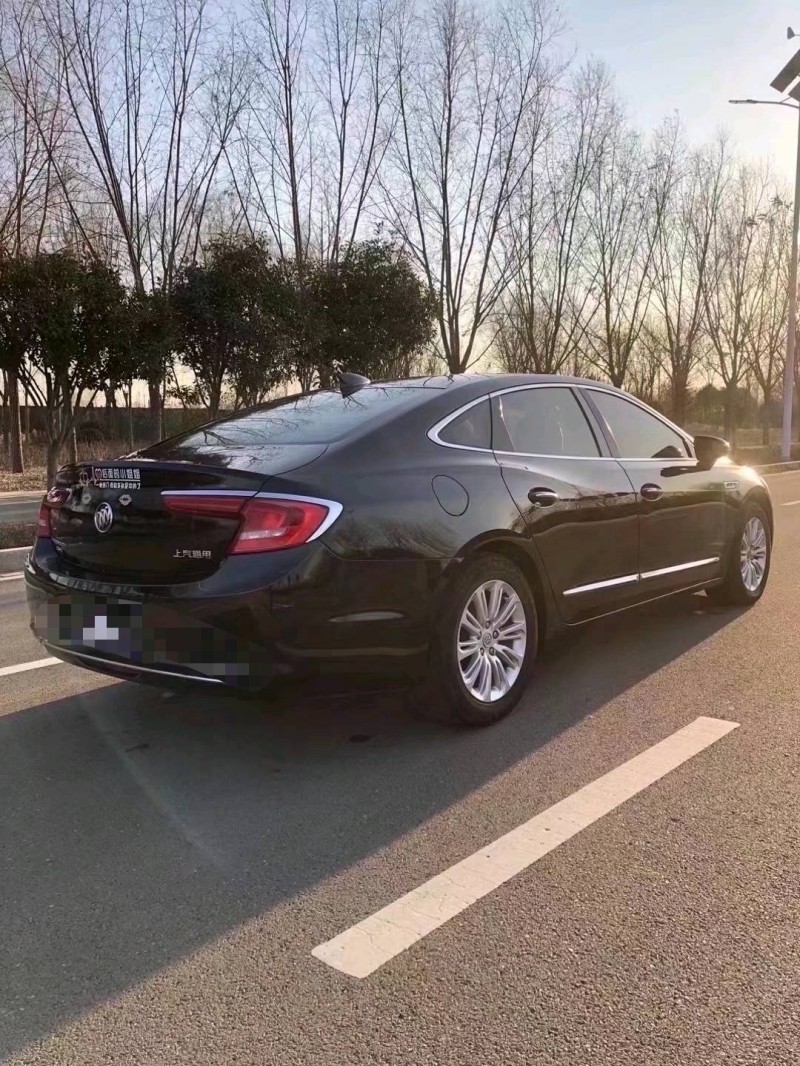 枣庄17年别克君越7