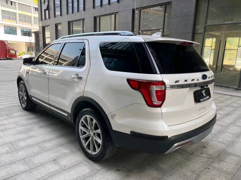 广州18年福特探险者9