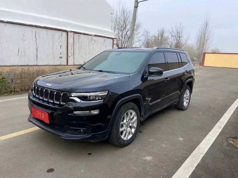 青岛19年Jeep指挥官2