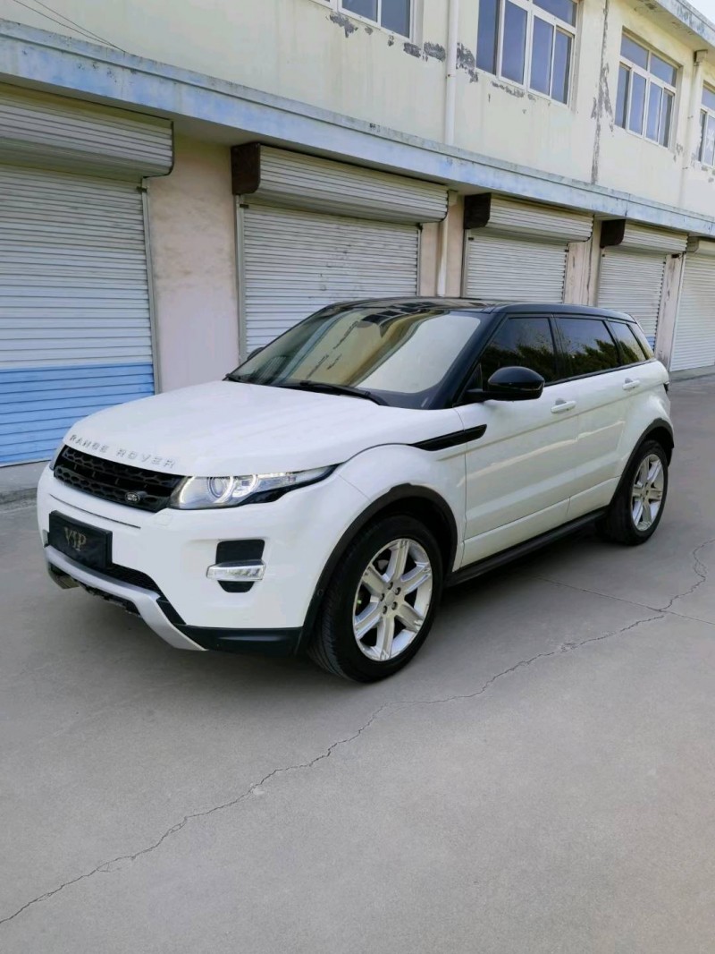 青岛16年路虎极光3