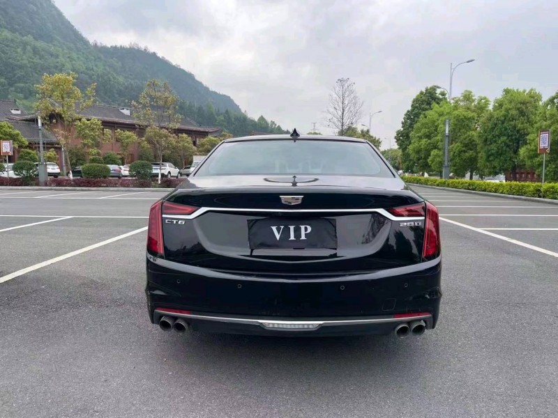 重庆19年凯迪拉克CT66