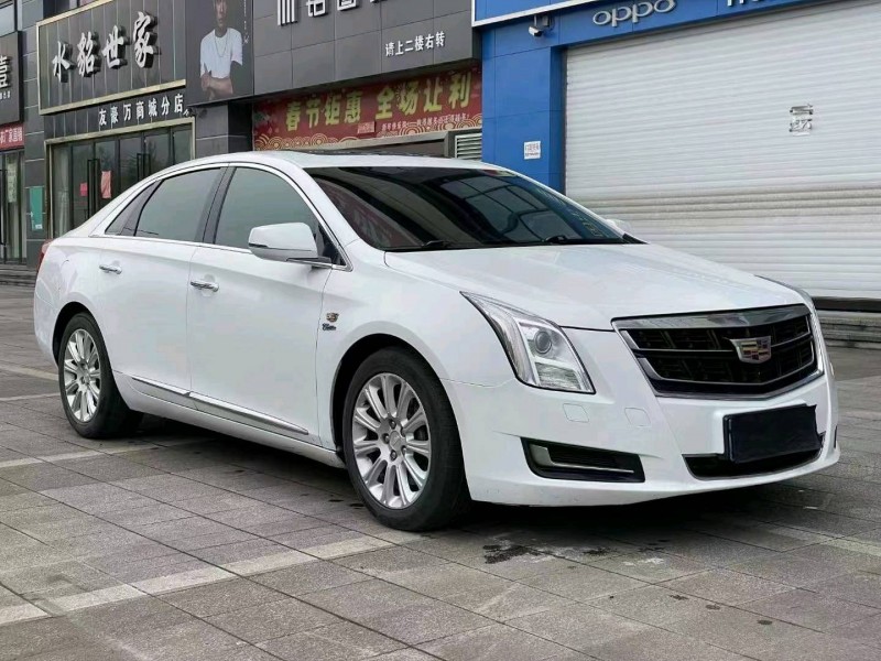 重庆17年凯迪拉克XTS3