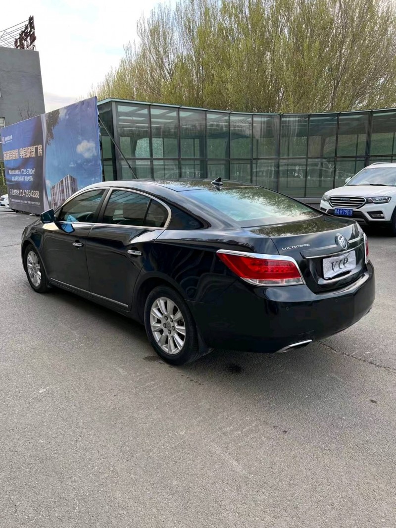 沈阳13年别克君越8