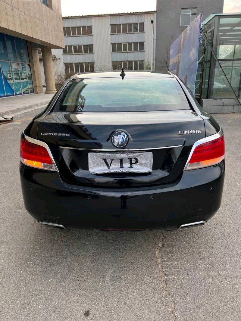 沈阳13年别克君越9