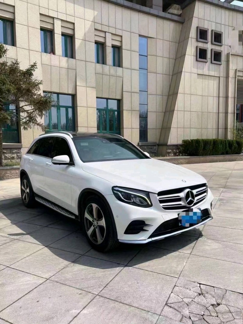 青岛17年奔驰GLC2