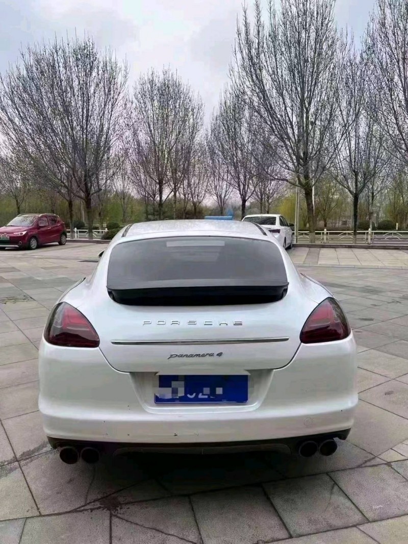 淄博12年保时捷Macan8