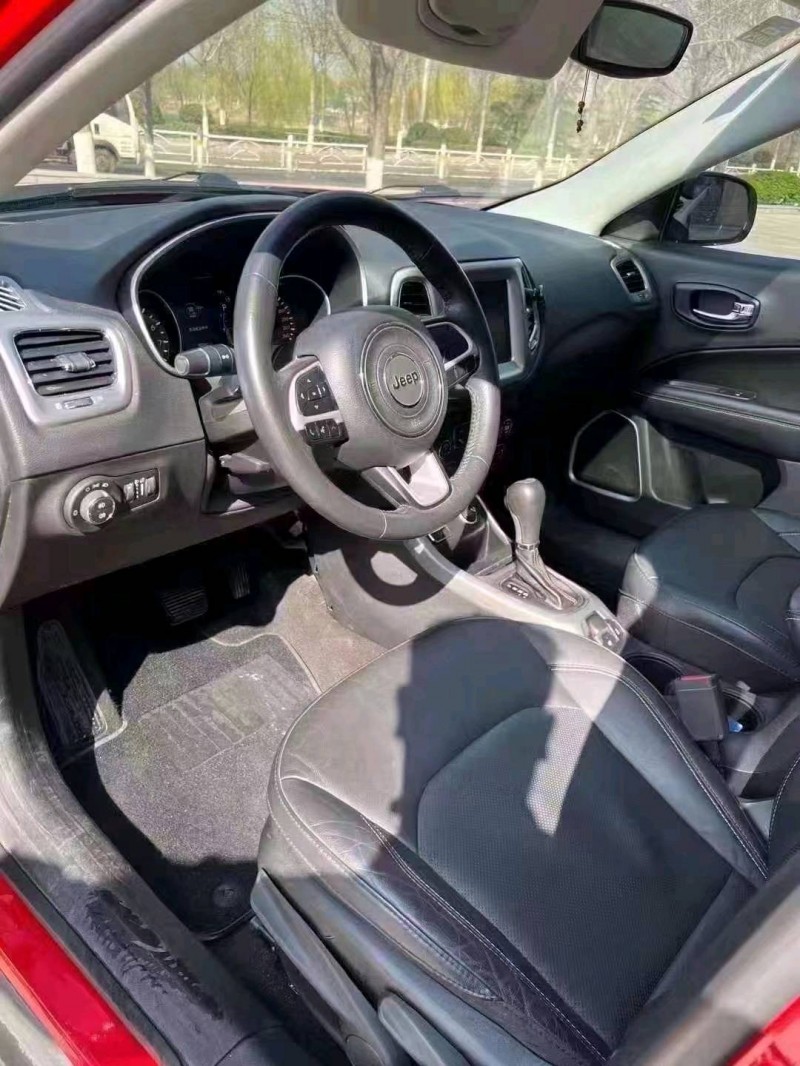 青岛18年Jeep指南者7