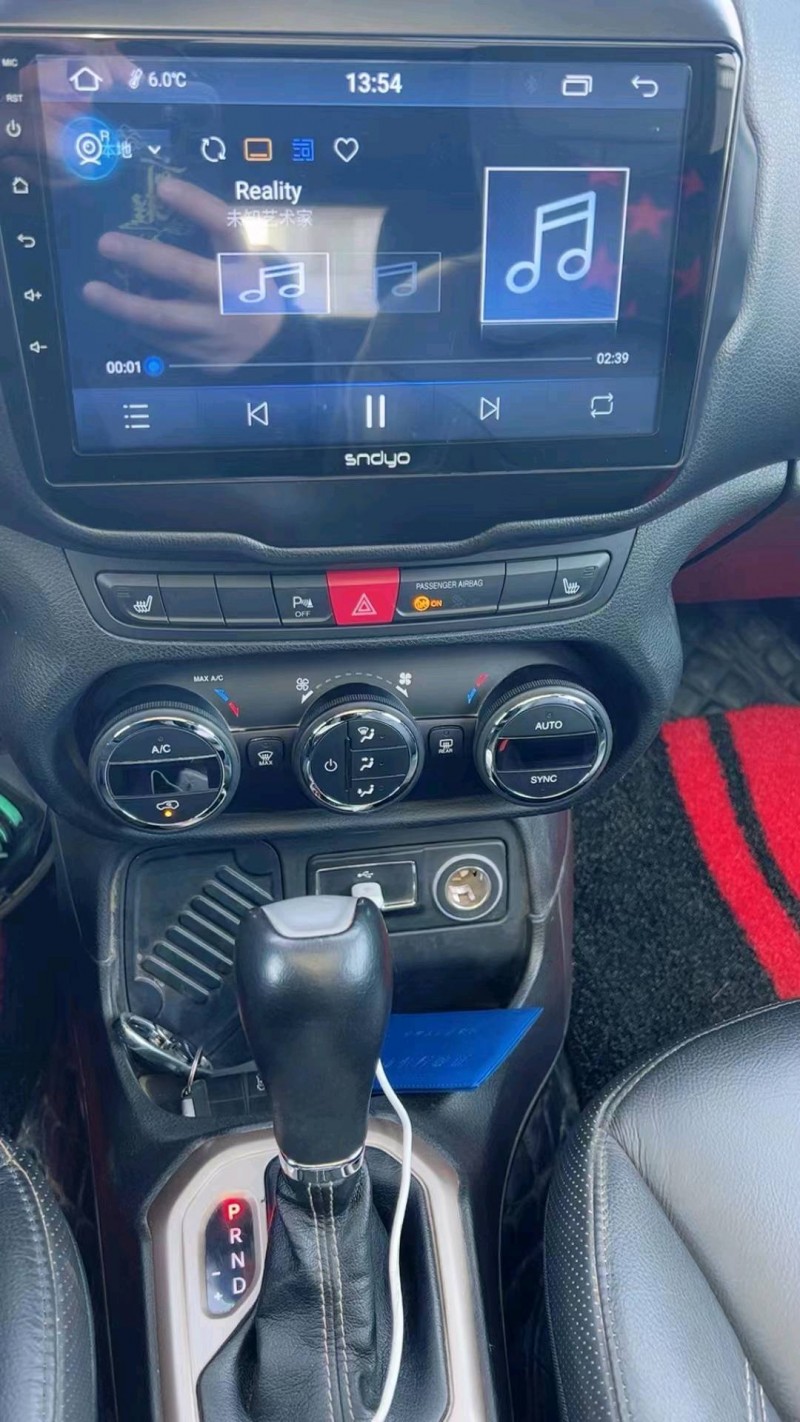 淄博16年Jeep自由侠7