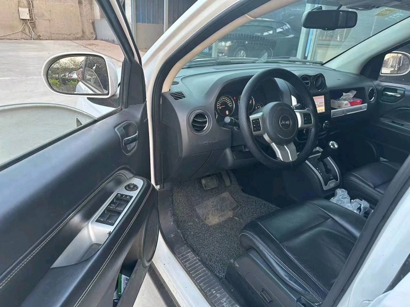 淄博14年Jeep指南者6