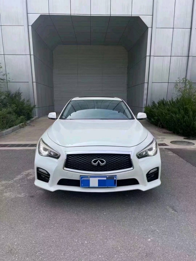 枣庄16年英菲尼迪Q50L1