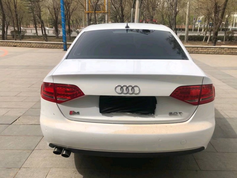 沈阳11年奥迪A4L8