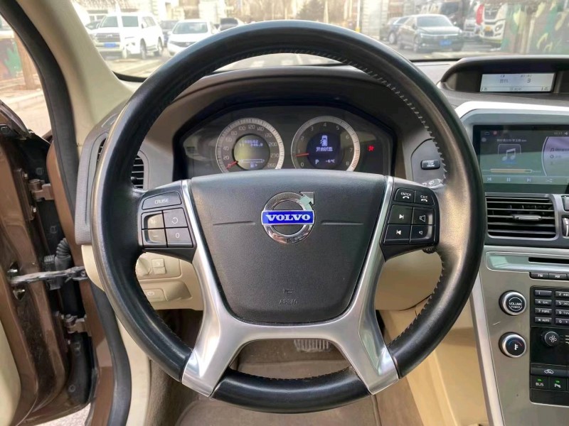 沈阳11年沃尔沃XC604