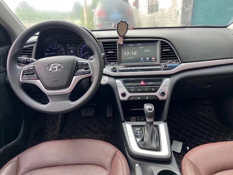 青岛16年现代领动7