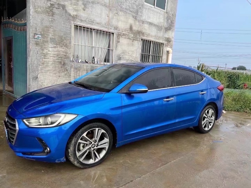 青岛16年现代领动9