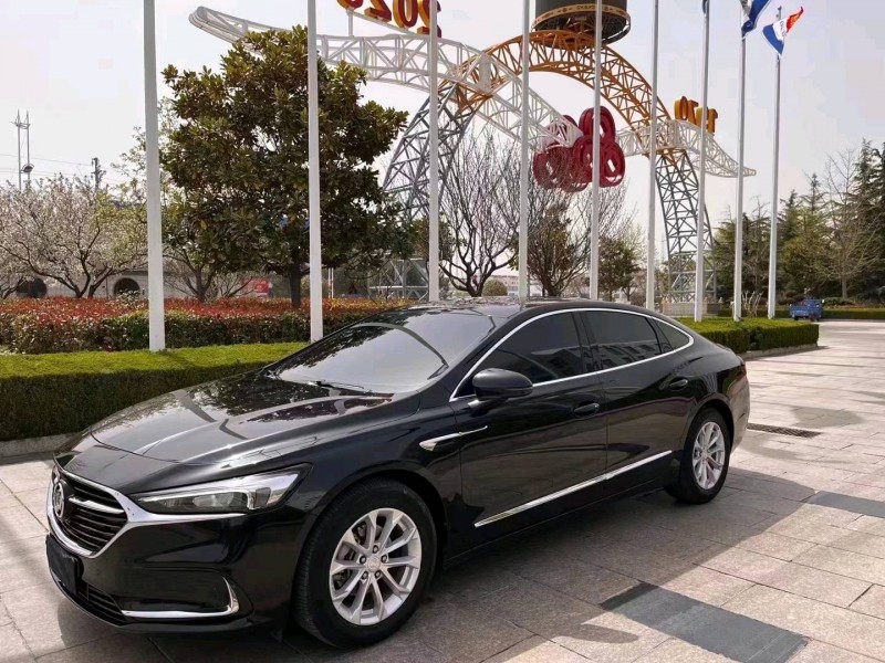 青岛20年别克君越3