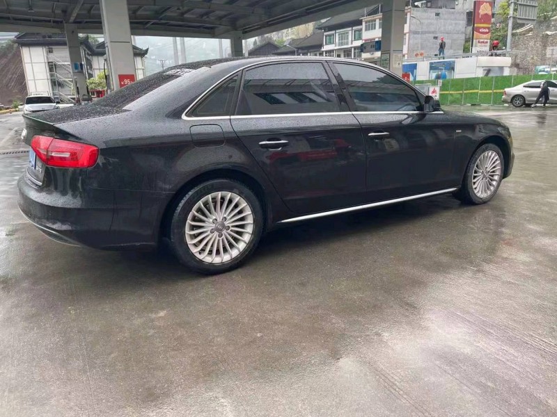 重庆16年奥迪A4L2