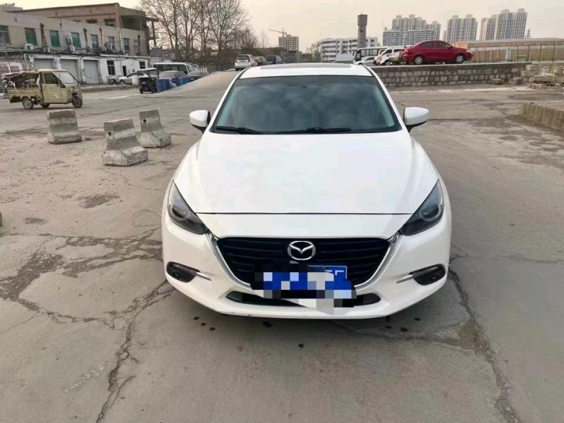 济南17年马自达昂克赛拉1