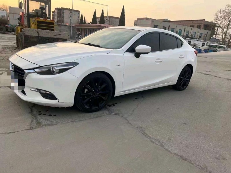 济南17年马自达昂克赛拉2