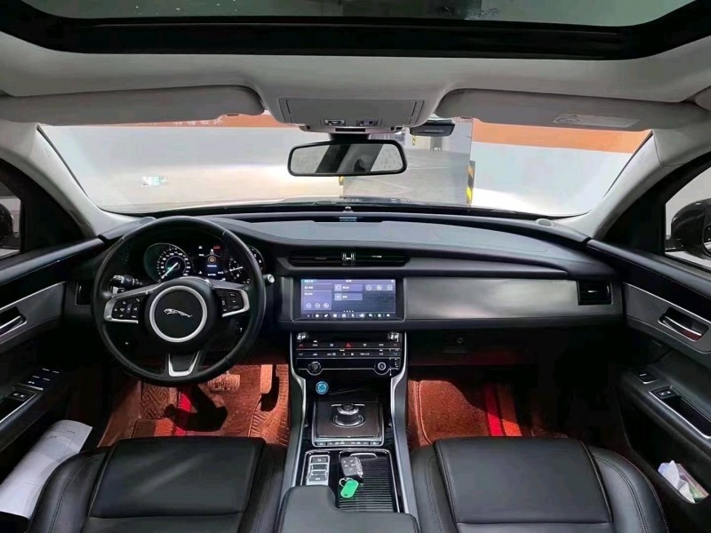 成都19年捷豹XFL8