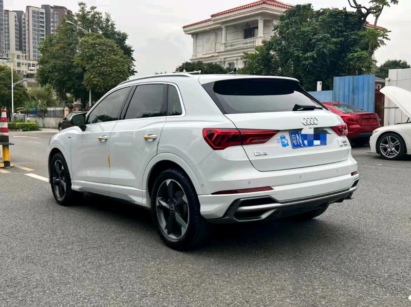 广州21年奥迪Q36