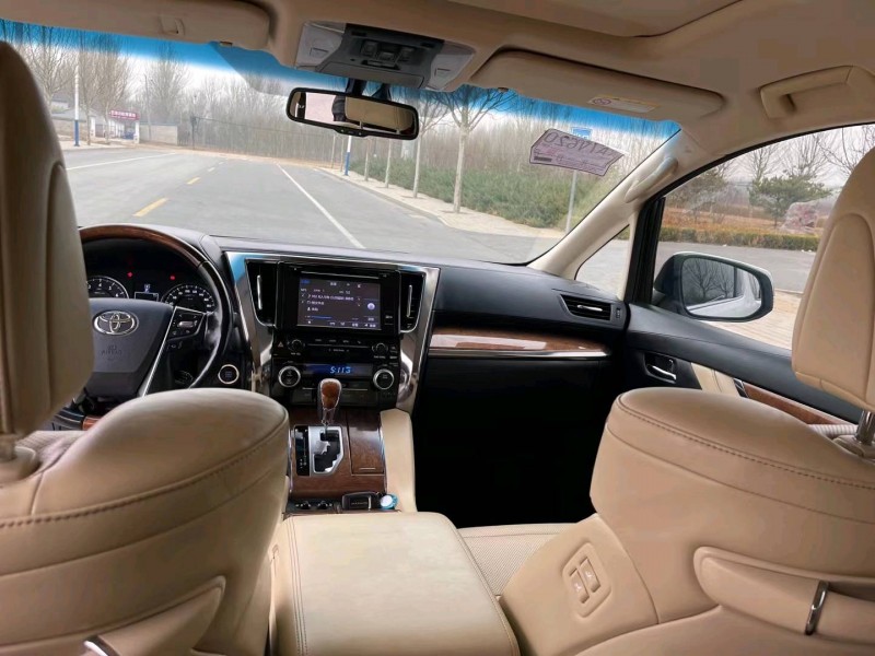 廊坊18年丰田埃尔法5