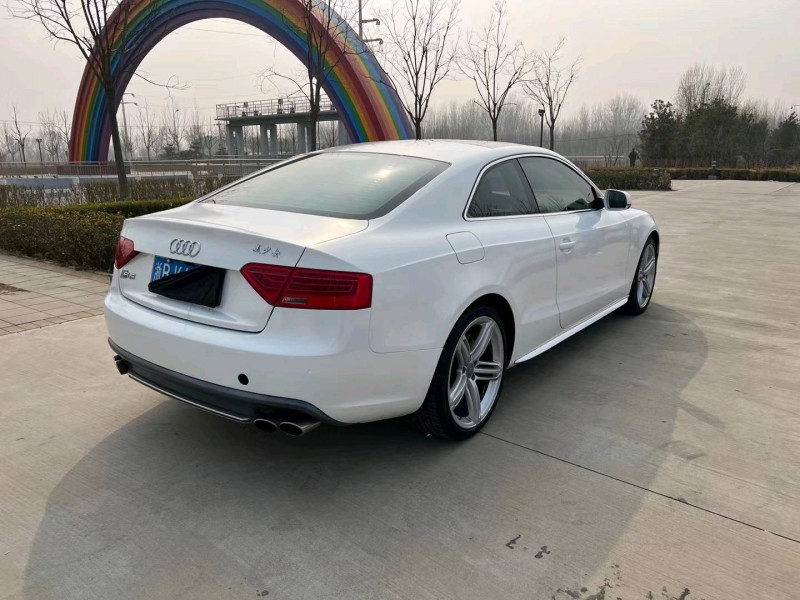 廊坊14年奥迪A55