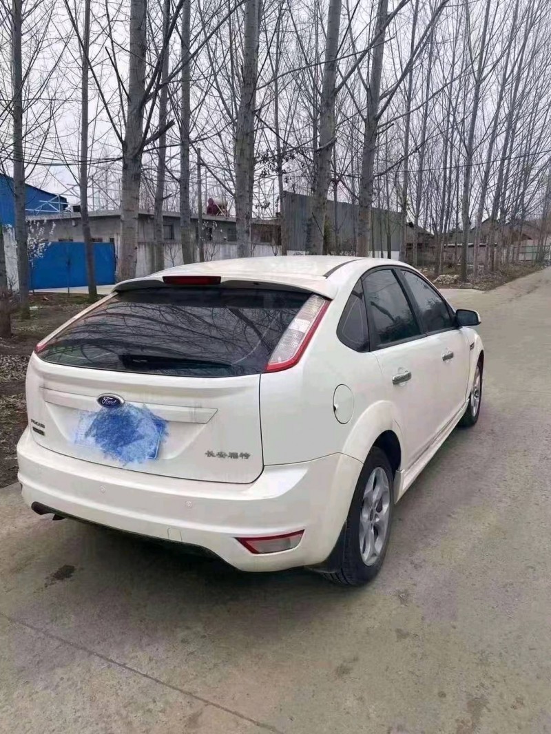 临沂15年福特福克斯7