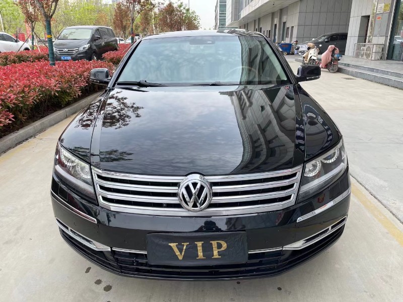 济宁11年大众辉腾1