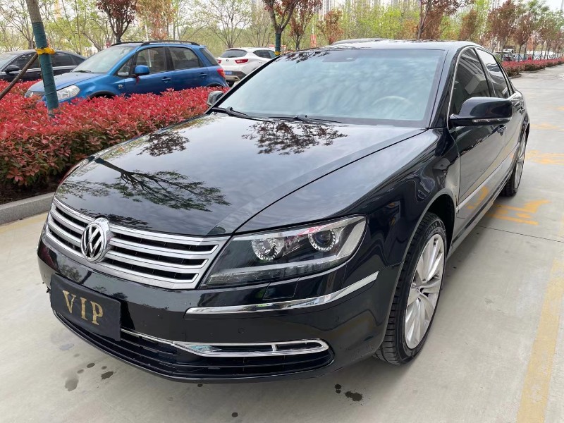 济宁11年大众辉腾3