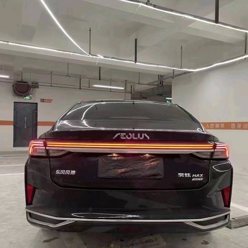 成都22年东风奕炫5