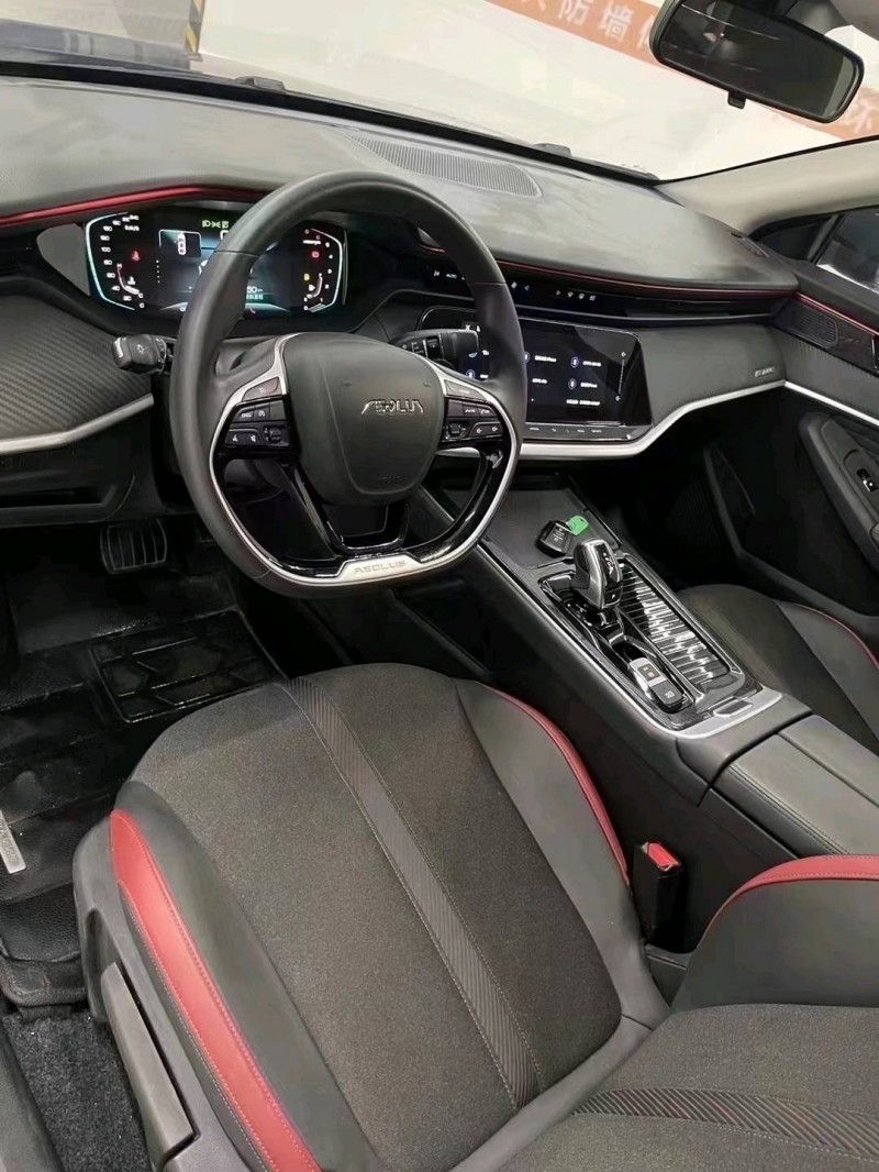 成都22年东风奕炫6