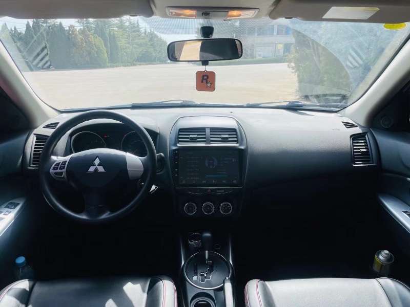 烟台17年三菱劲炫5