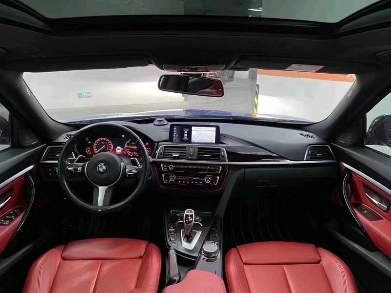 成都19年宝马3系GT8