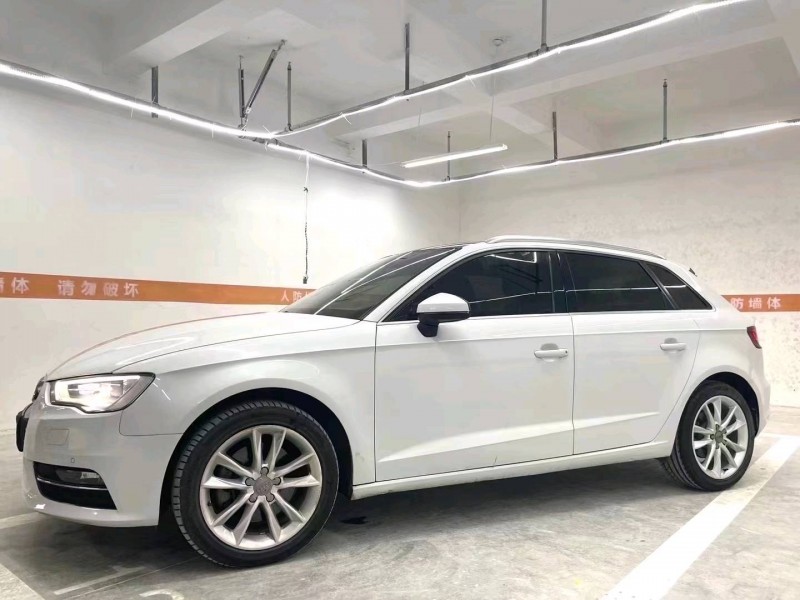 成都17年奥迪A33