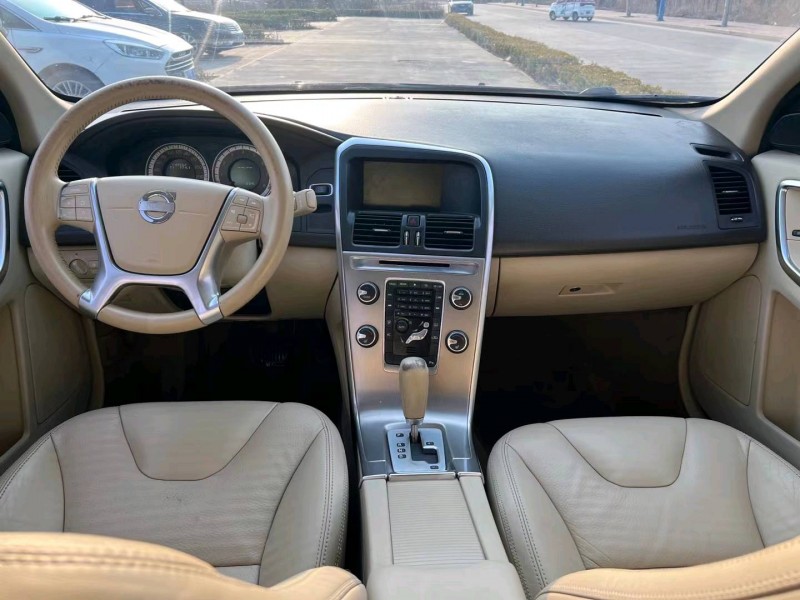 廊坊13年沃尔沃XC604