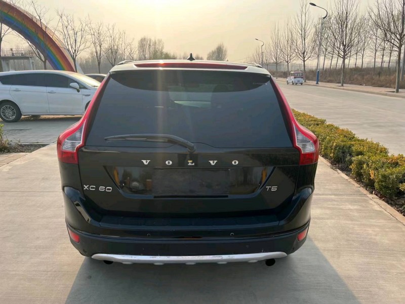 廊坊13年沃尔沃XC609