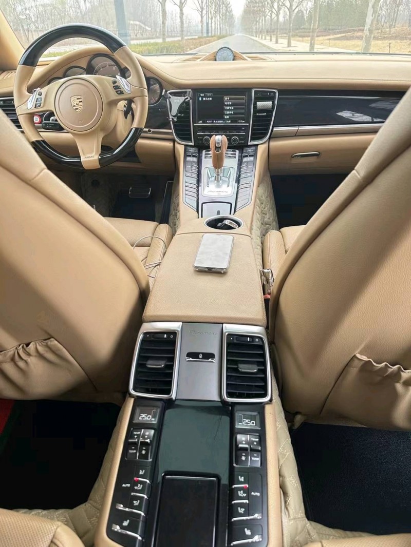 廊坊13年保时捷帕拉梅拉5