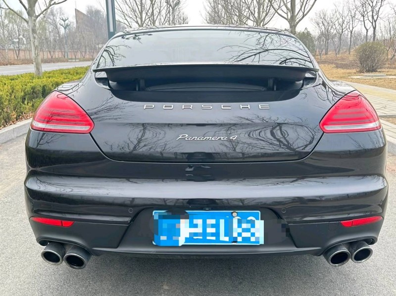 廊坊13年保时捷帕拉梅拉8