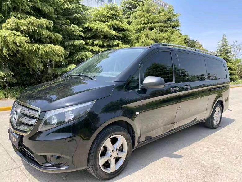 盐城17年奔驰威霆2