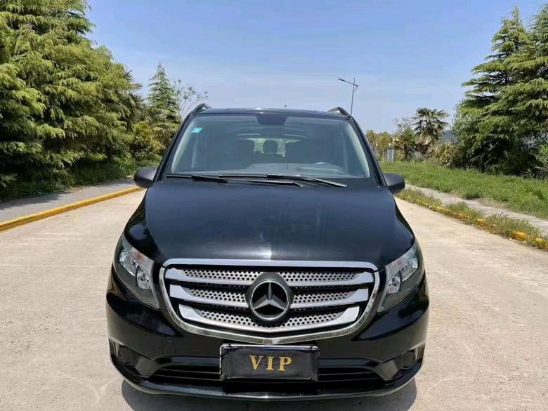 盐城17年奔驰威霆1