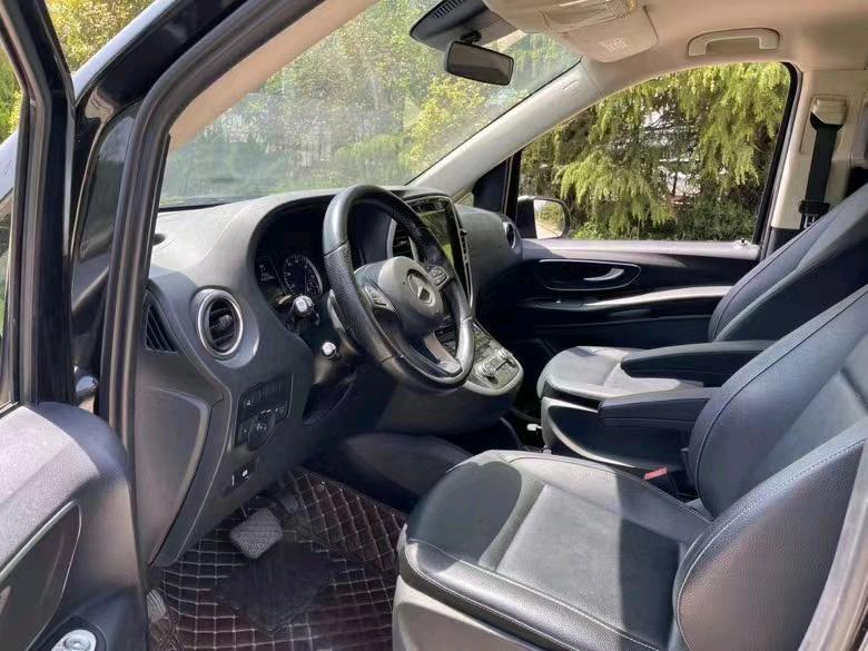 盐城17年奔驰威霆4