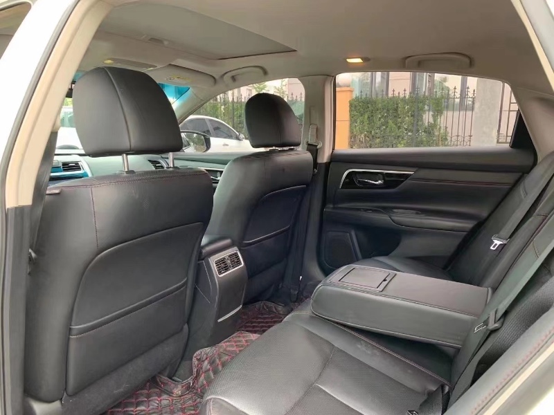 盐城18年日产天籁6