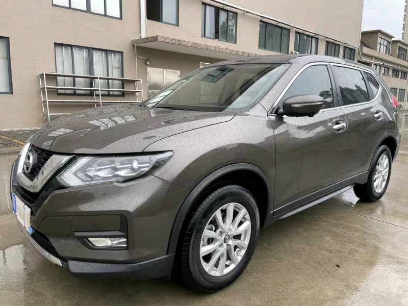 江門21年日產奇駿2