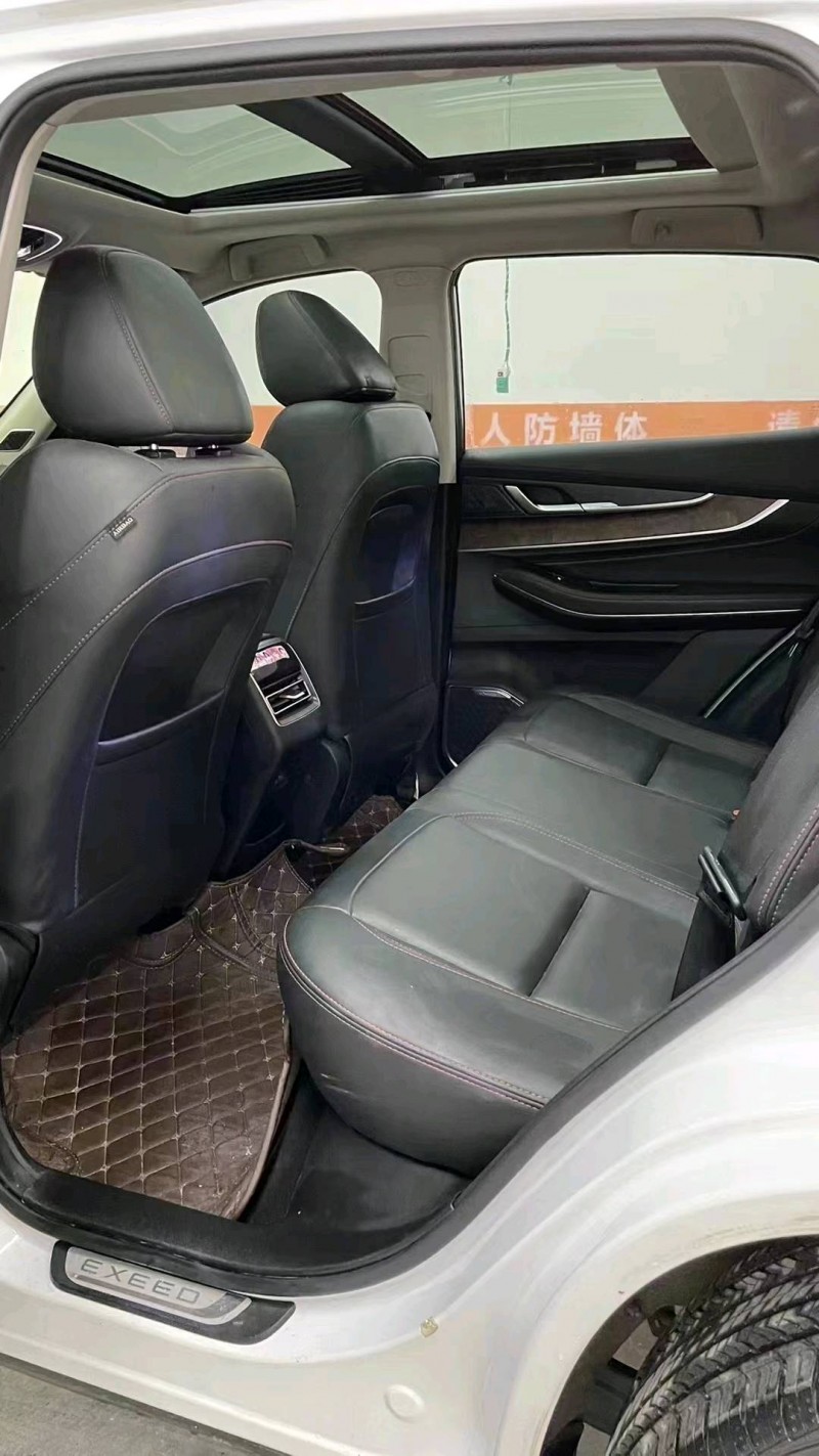 成都21年奇瑞星途7