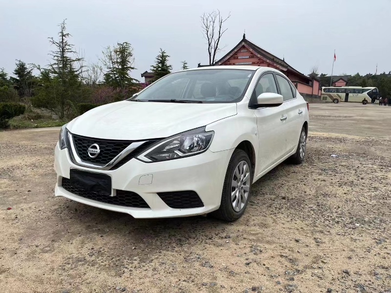 青岛22年日产轩逸4