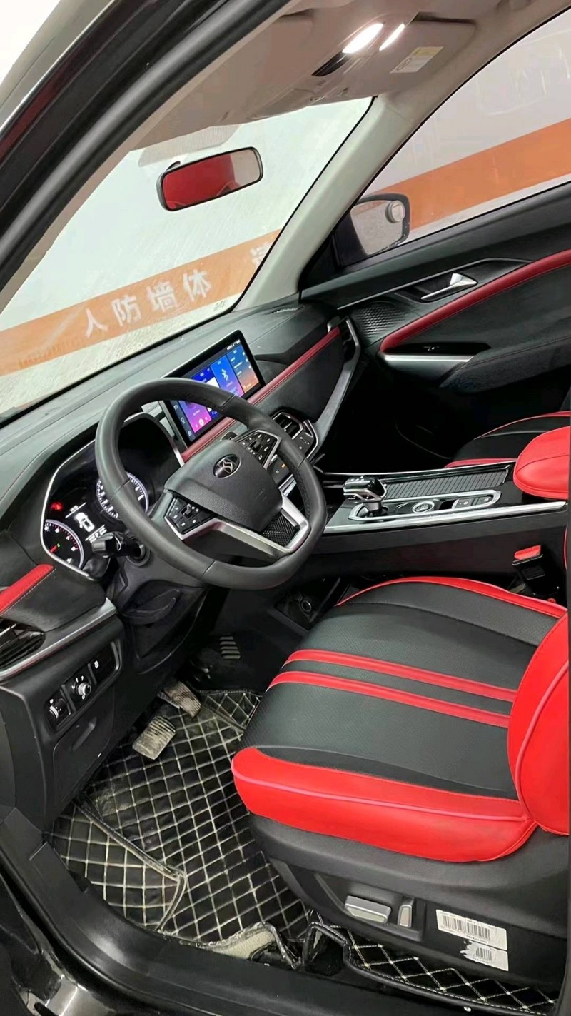 成都21年江淮思皓X86