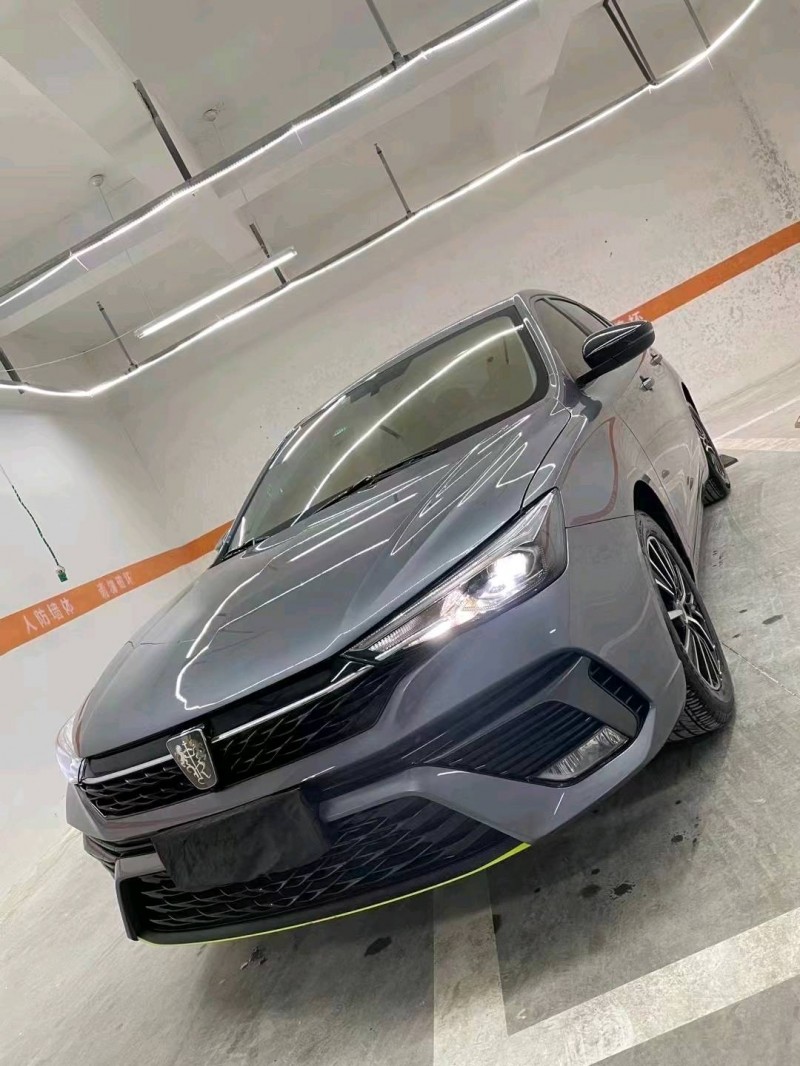 成都22年荣威i52