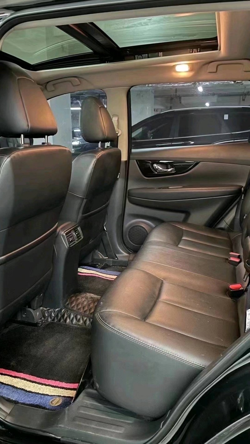 成都21年日产奇骏7