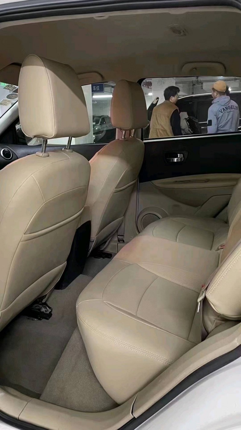 成都14年日产逍客7